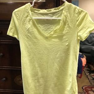 yellow t shirt